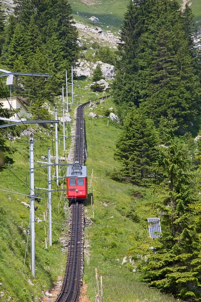 Swiss Alpine Cog Railway Train Climbing Mountain — Stock Photo, Image