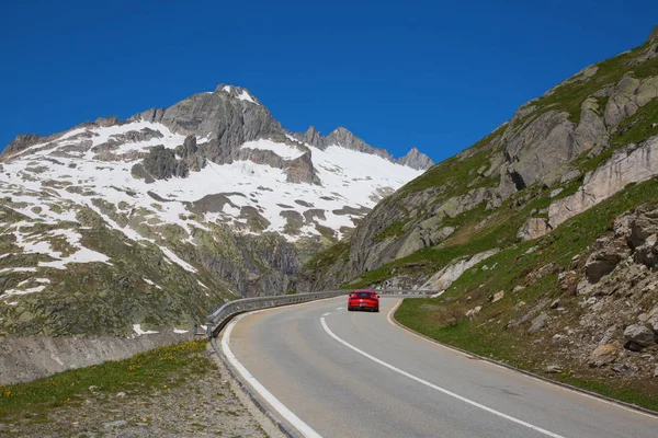 Serpentina Estrada Connectine Alpine Passes Furka Grimsel — Fotografia de Stock