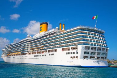 Nassau - 12 Şubat: Costa ayrılmak Nassau gezisinde Karayip Denizi üzerinde 12 Şubat 2019, Nassau, Bahama Adaları topluluğu ziyaret etti. Nassau Bahamalar büyük cruise hedefinin başkentidir.