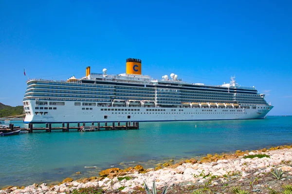 Navio de cruzeiro — Fotografia de Stock