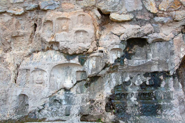 Famosas Grutas Longmen Estatuas Buda Bodhisattvas Talladas Roca Monolito Cerca —  Fotos de Stock