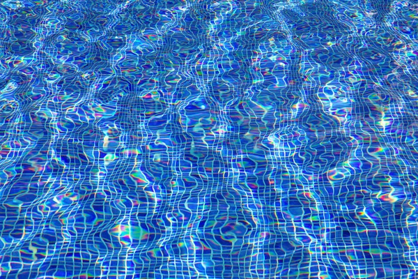 Hermosa piscina de agua clara — Foto de Stock