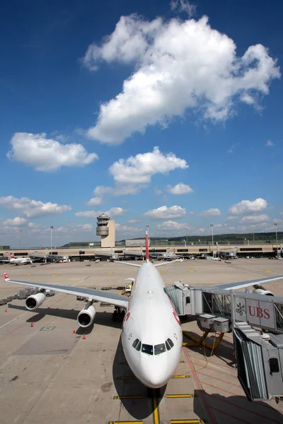 Zürichs flygplats — Stockfoto