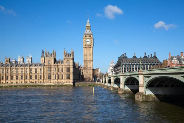 Londra. Torre dell'orologio Big Ben . — Foto Stock