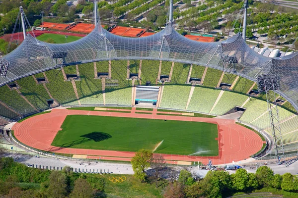 Olympijský park v Mnichově, Německo — Stock fotografie