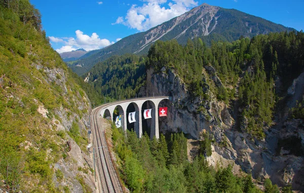 Viaduto de Landwasser — Fotografia de Stock