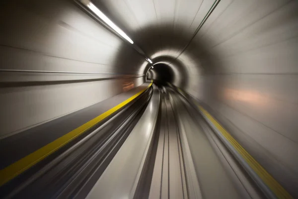 Through the tunnel — Stock Photo, Image