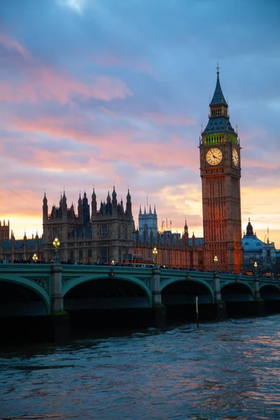 Londyn. Wieża zegarowa Big Bena. — Zdjęcie stockowe