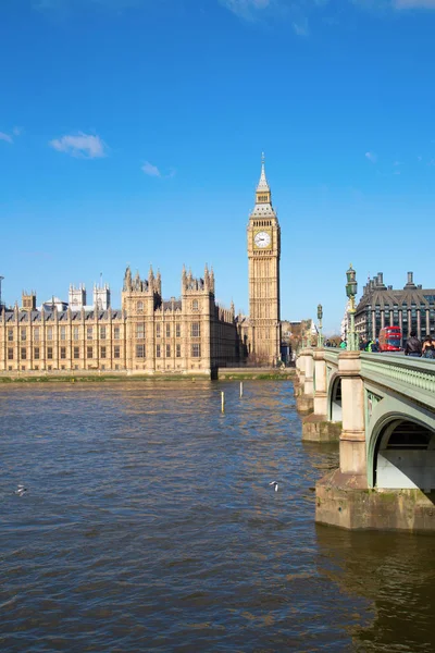 Londra. Torre dell'orologio Big Ben . — Foto Stock