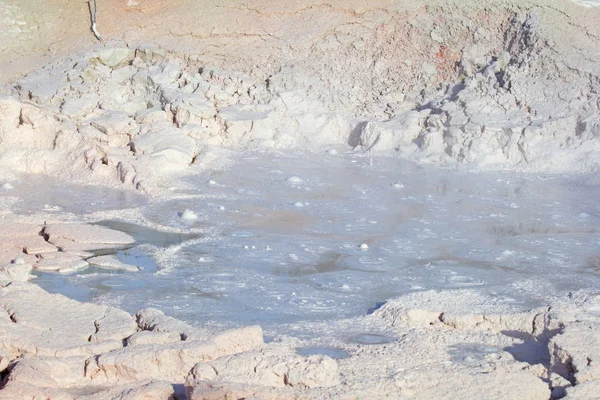 Lower geyser basin — Stock Photo, Image