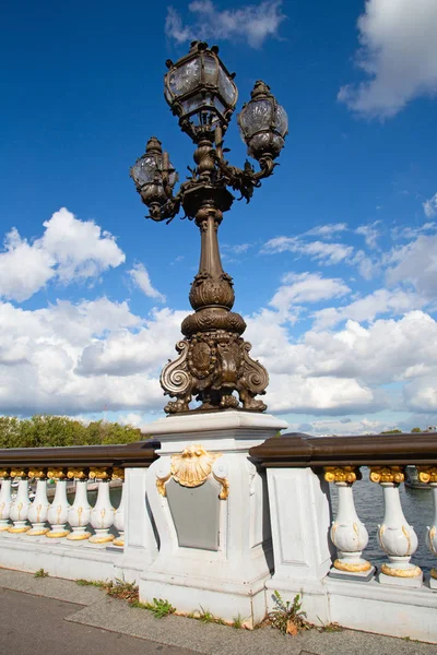 Paris'teki Köprü alexandre III — Stok fotoğraf