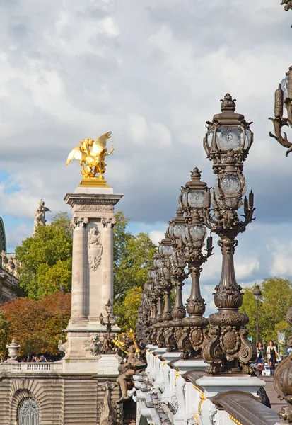 Paris'teki Köprü alexandre III — Stok fotoğraf