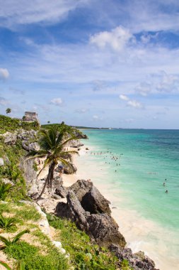 Meksika, Tulum yakınlarındaki Maya kalesi ve tapınağının kalıntıları.