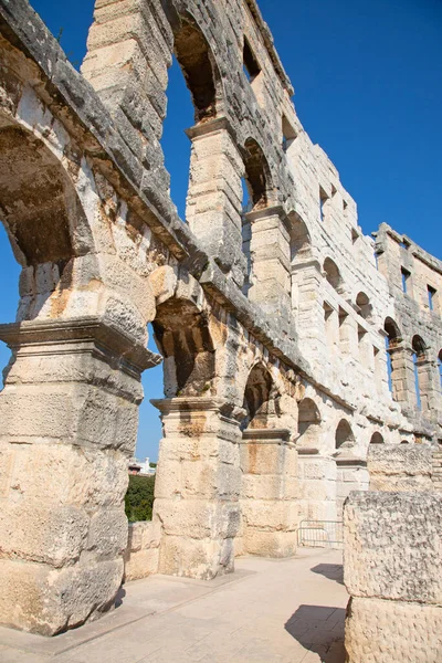 Starověké Římské Amfiteátr Chorvatském Městě Pula — Stock fotografie