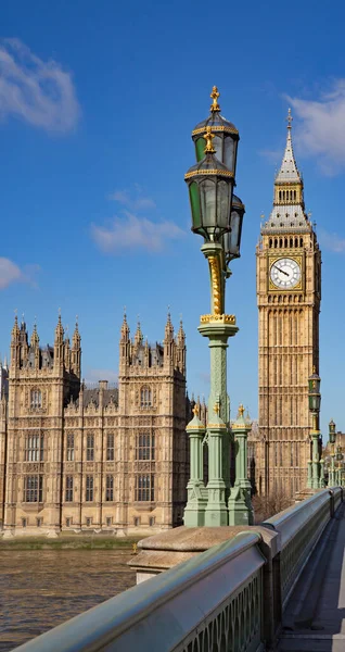 Διάσημος Πύργος Ρολογιού Big Ben Στο Λονδίνο Ηνωμένο Βασίλειο — Φωτογραφία Αρχείου