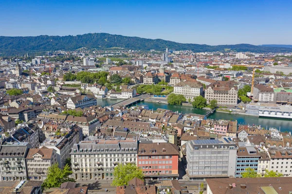 Vista Aérea Del Río Limmat Las Famosas Iglesias Zurich Zurich — Foto de Stock