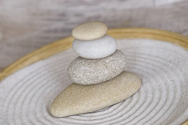 Balanced Stack Smooth Pebble Bamboo Bowl Raked Sand Style Japanese — Stock Photo, Image