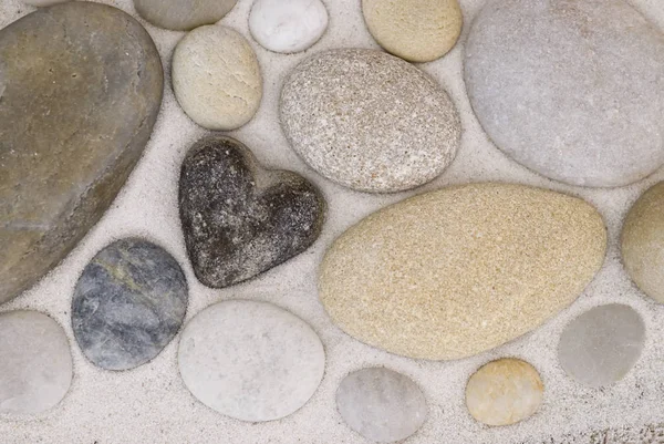 Stone Heart And Pebble — Stock Photo, Image