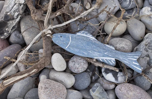 Beach Still Life With Wooden Fish — Stock fotografie