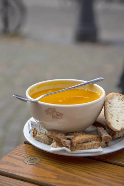 Pumpkin Soup Served In A Street Cafe — Stock Photo, Image