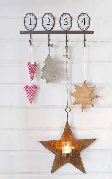 Ornamentos de Natal estilo nórdico pendurado — Fotografia de Stock