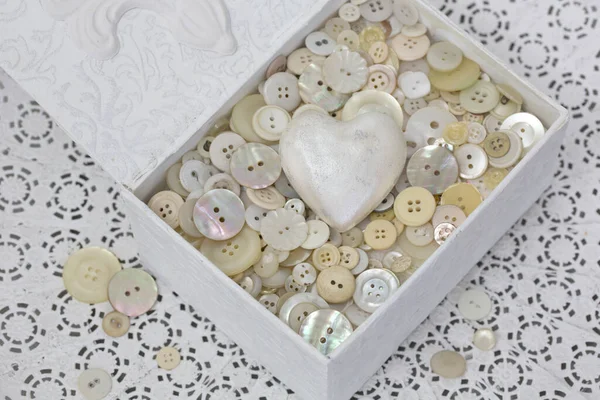 Romantic Shabby Chic Still Life Heart Box Vintage Mother Pearl — Stock Photo, Image