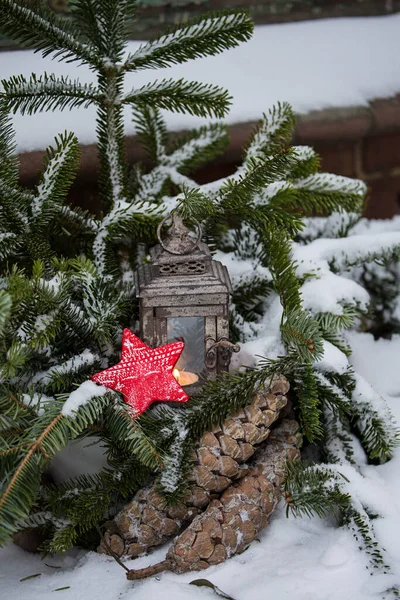 Natale rustico Natura morta con lanterna — Foto Stock