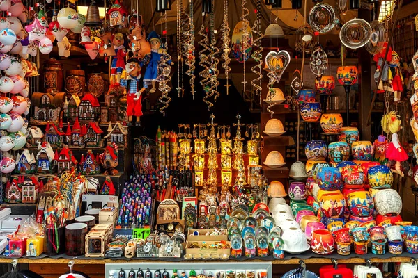 Prague Tsjechië December 2015 Decoraties Souvenirs Houten Kiosk Tijdens Traditionele — Stockfoto