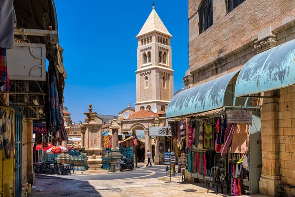 Jeruzalém Izrael Července 2017 Malé Náměstí Kašnou Mezi Obchody Suvenýry — Stock fotografie