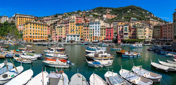 Panorama Small Harbor Boats Typical Colorful Houses Background Blue Sky — Stock Photo, Image