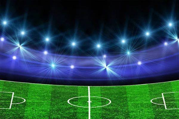 Grüner Fußballplatz Mit Lichtern — Stockfoto