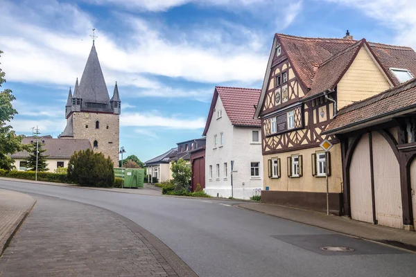 Tour Église Historique Avec Maison Colombages Dans Village Oberkleen Hesse — Photo