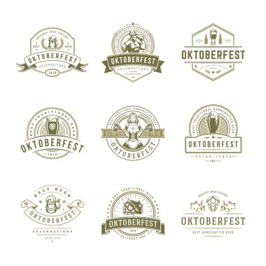 Oktoberfest etiketleri, rozetleri ve logolar bira festivali kutlama ayarla