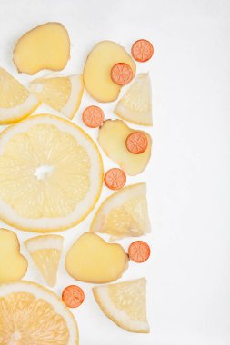 Haplı limon ve dikey kopyalama alanı