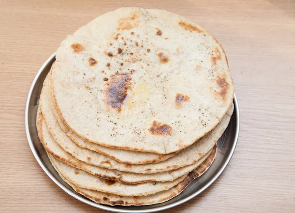 Bunch Fresh Wholewheat Flatbread Butter Plate — Stock Photo, Image