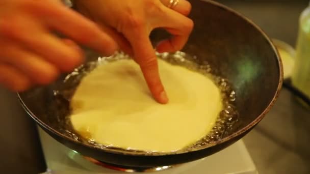 Placing Chapati Frying Pan — Stock Video