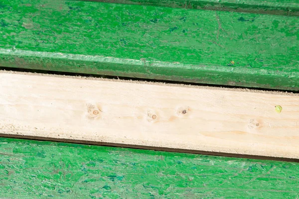 Closeup Green Wooden Bench Background Unpainted Plank — Stock Photo, Image