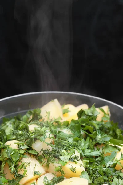 Hot Boiled Potatoes Cut Dill Parsley Smoke Selective Focus — Stock Photo, Image