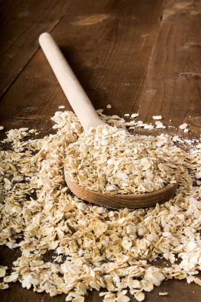 Raw Scottish Oatmeal Wooden Spoon — Stock Photo, Image