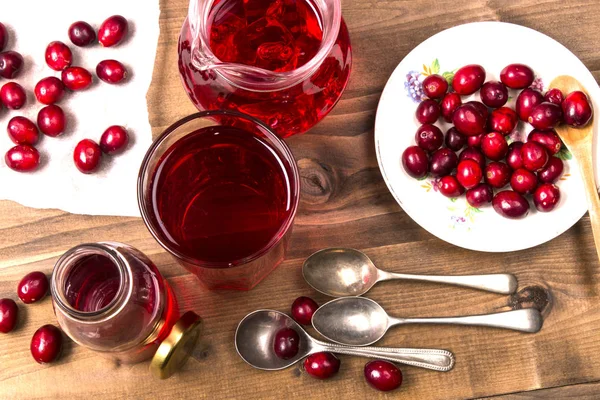 Cranberries Orgânicas Suco Cranberry Com Cubos Gelo Frios Copo Uma — Fotografia de Stock