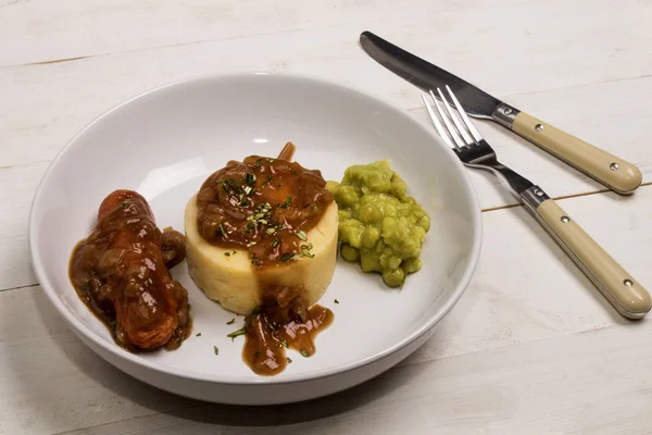 Very Typical Irish Dish Mashed Potato Onion Gravey Grilled Sausages — Stock Photo, Image