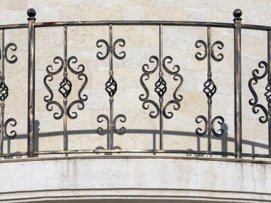 Oval balkon, galeri eskrim.