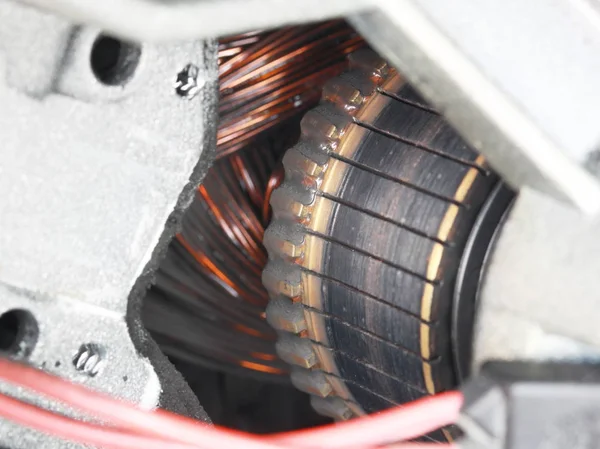 Bir elektrik motoru komütatör Close-up