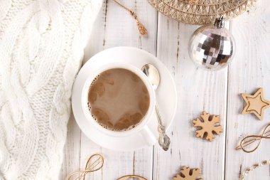Beyaz ve bej renklerde dekor Noel ve yeni yıl için. Birçok bilgi