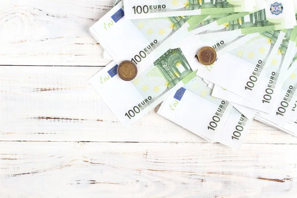 Pénz 100 Euro Bankjegyeket Érméket Háttér Flatlay — Stock Fotó