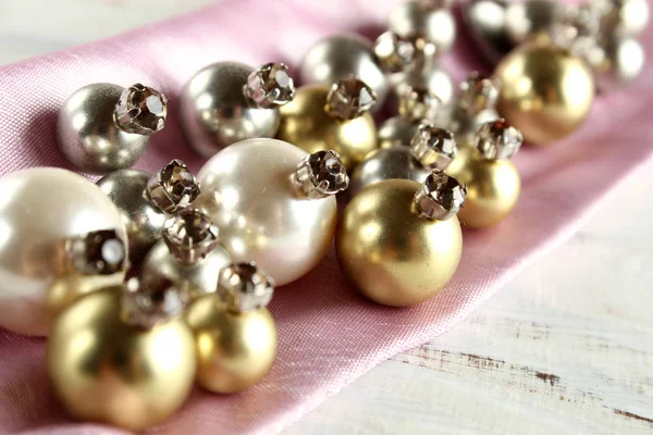 Kostym smycken pärlarbete — Stockfoto