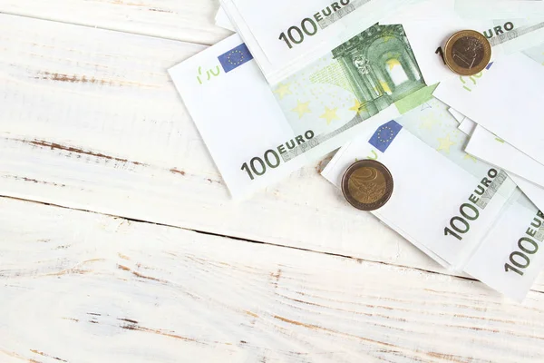 Monnaie Billets et pièces en euros — Photo