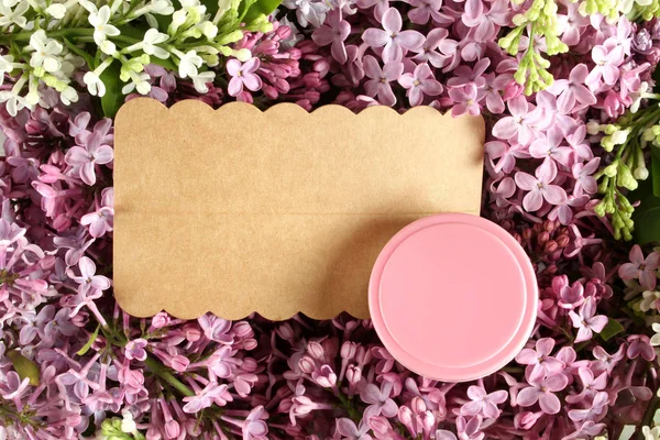 Crema publicitaria con aroma a lila — Foto de Stock