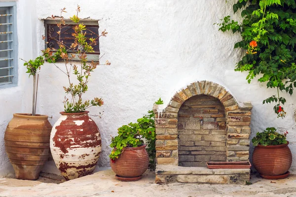 Traditioneller Wasserhahn Und Dekor Der Altstadt Von Naxos Griechenland — Stockfoto