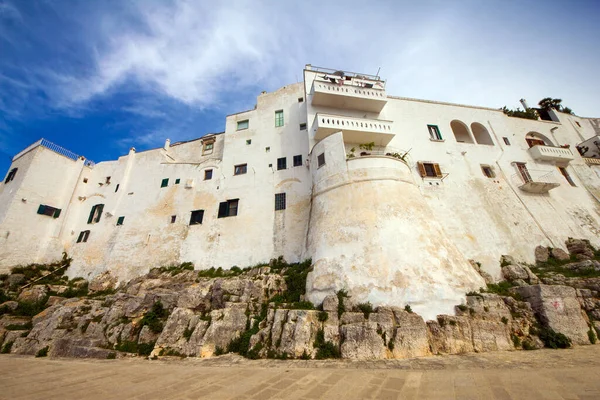 Ένα Ευρύ Πλάνο Γωνία Των Τειχών Της Πόλης Ostuni Πούλια — Φωτογραφία Αρχείου